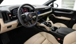 Porsche Cayenne Base AWD 2026