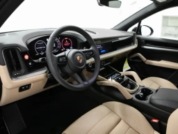 Porsche Cayenne Base AWD 2026