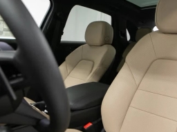 Porsche Cayenne Base AWD 2026