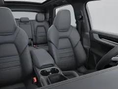 Porsche Cayenne Base AWD 2026