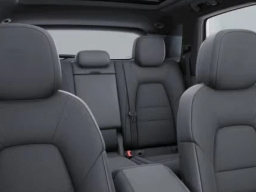 Porsche Cayenne Base AWD 2026