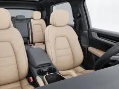 Porsche Cayenne Base AWD 2026