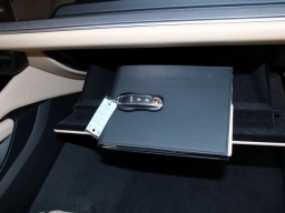 Porsche Cayenne Base AWD 2026