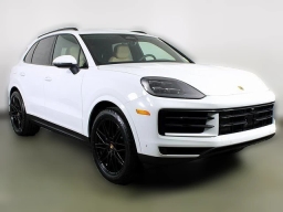 Porsche Cayenne Base AWD 2026