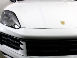 Porsche Cayenne Base AWD 2026