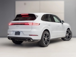 Porsche Cayenne Base AWD 2026