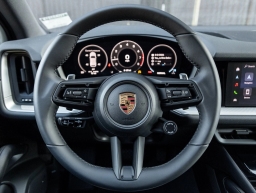 Porsche Cayenne Base AWD 2026