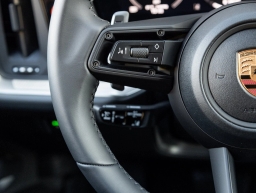 Porsche Cayenne Base AWD 2026