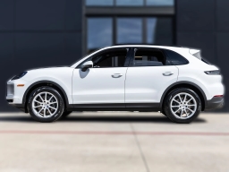 Porsche Cayenne Base AWD 2026