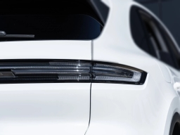 Porsche Cayenne Base AWD 2026