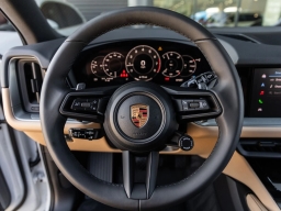 Porsche Cayenne Base AWD 2026