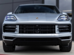 Porsche Cayenne Base AWD 2026
