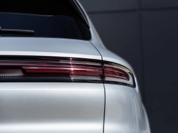 Porsche Cayenne Base AWD 2026