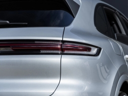 Porsche Cayenne Base AWD 2026