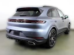 Porsche Cayenne Base AWD 2026