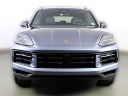 Porsche Cayenne Base AWD 2026