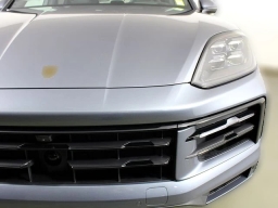 Porsche Cayenne Base AWD 2026