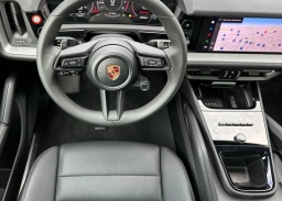 Porsche Cayenne Base AWD 2026