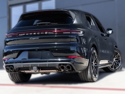 Porsche Cayenne Base AWD 2026