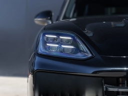 Porsche Cayenne Base AWD 2026