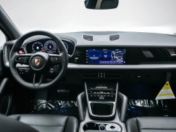 Porsche Cayenne Base AWD 2026