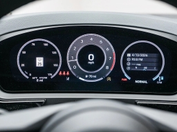 Porsche Cayenne Base AWD 2026