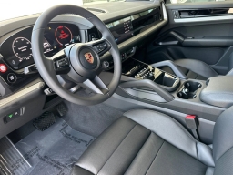 Porsche Cayenne Base AWD 2026