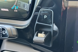 Porsche Cayenne Base AWD 2026