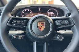 Porsche Cayenne Base AWD 2026