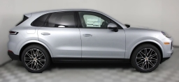Porsche Cayenne Base AWD 2026