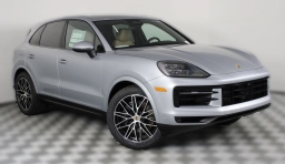 Porsche Cayenne Base AWD 2026