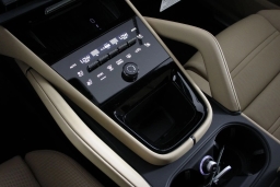 Porsche Cayenne Base AWD 2026