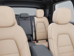 Porsche Cayenne Base AWD 2026