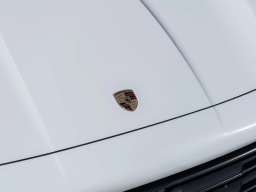 Porsche Cayenne Base AWD 2026