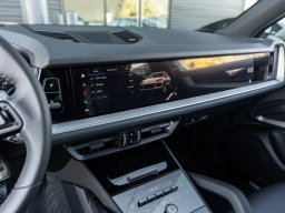 Porsche Cayenne Base AWD 2026