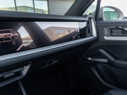 Porsche Cayenne Base AWD 2026