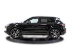 Porsche Cayenne Base AWD 2026