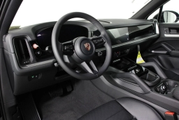 Porsche Cayenne Base AWD 2026