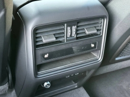 Porsche Cayenne Base AWD 2026