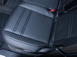 Porsche Cayenne Base AWD 2026