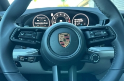 Porsche Cayenne Base AWD 2026