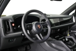 Porsche Cayenne Base AWD 2026