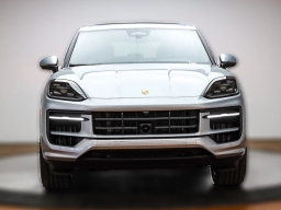Porsche Cayenne Base AWD 2026