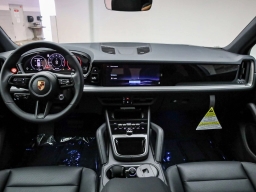 Porsche Cayenne Base AWD 2026