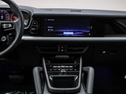 Porsche Cayenne Base AWD 2026