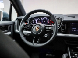 Porsche Cayenne Base AWD 2026