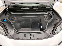 Porsche Macan Electric 4 AWD 2026