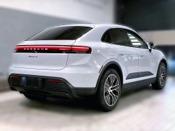 Porsche Macan Electric 4 AWD 2026