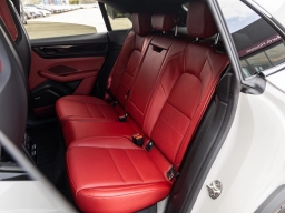 Porsche Macan Electric 4 AWD 2026