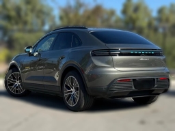 Porsche Macan Electric 4 AWD 2026